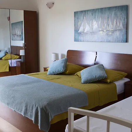 Dalmatino Apartmán Kaštela