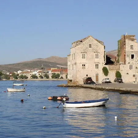 Apartment Dalmatino Kastela